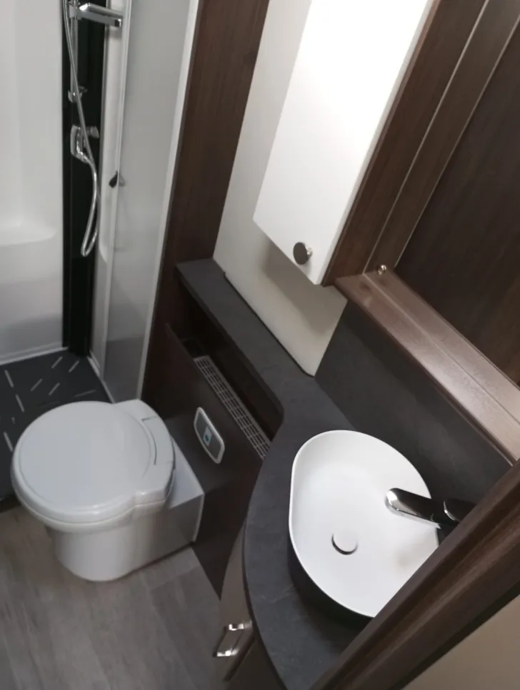 Fahrzeugbild Polar Black Edition 650 FDC #14