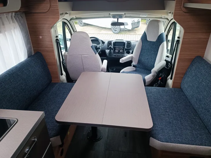 Fahrzeugbild Weinsberg CaraSuite 700 DX #13