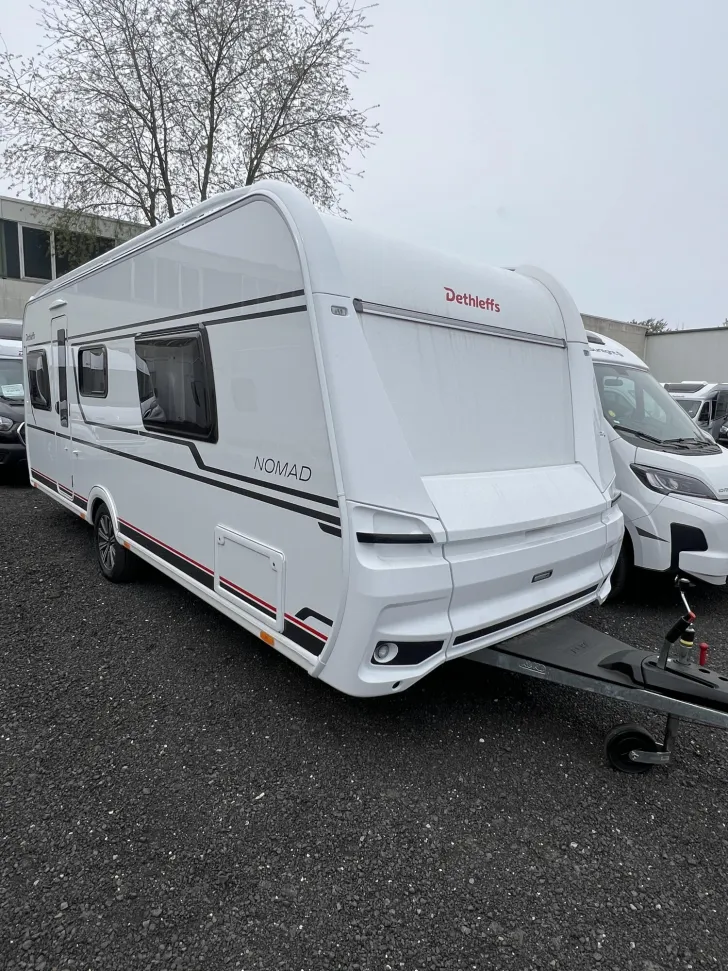 Fahrzeugbild Dethleffs Nomad 530 DR *Glattblech Weiß*ATC*City-Wasser* #3