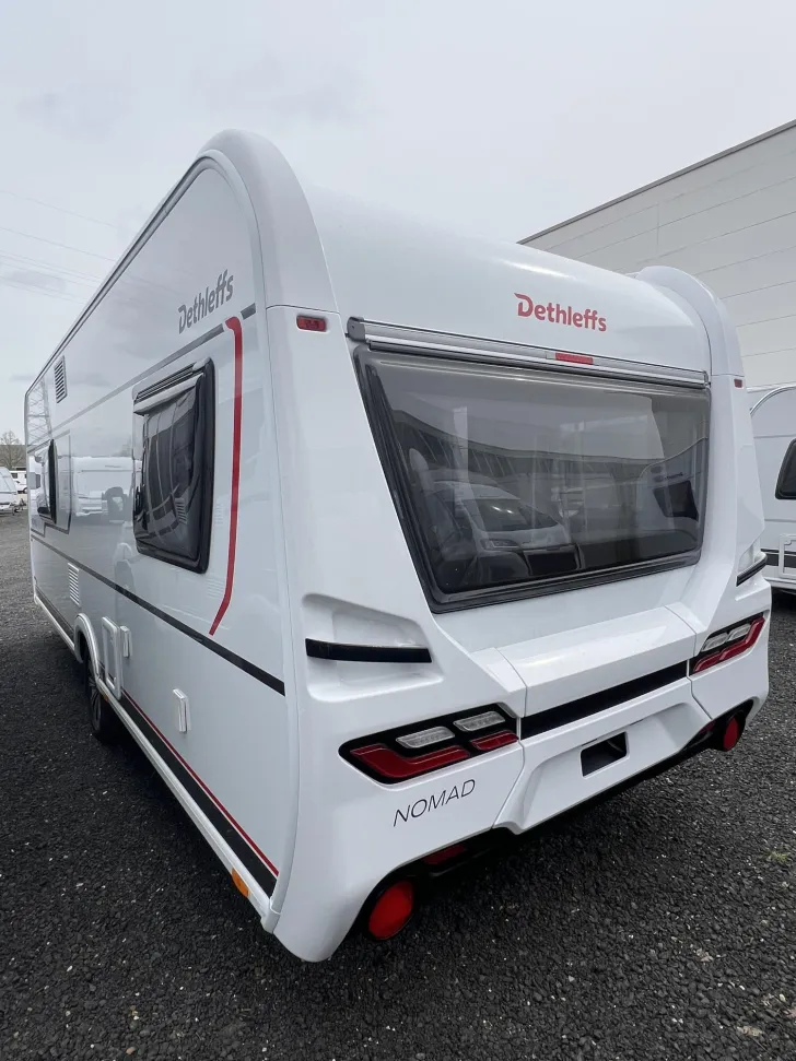 Fahrzeugbild Dethleffs Nomad 530 DR *Glattblech Weiß*ATC*City-Wasser* #6