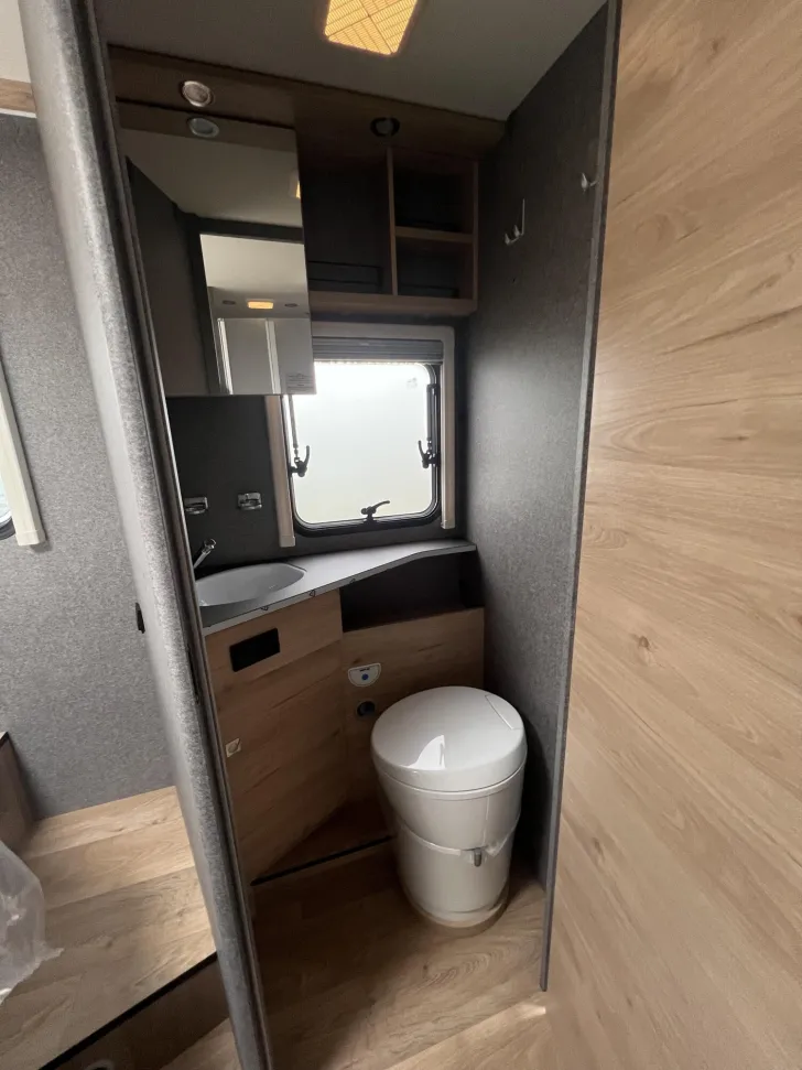 Fahrzeugbild Dethleffs Just Go Active T 7055 DBL 165PS*Automatik*Active #21