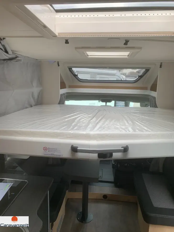 Fahrzeugbild Sunlight T 68C Hubbett+Face2Face Sitzgruppe* #7