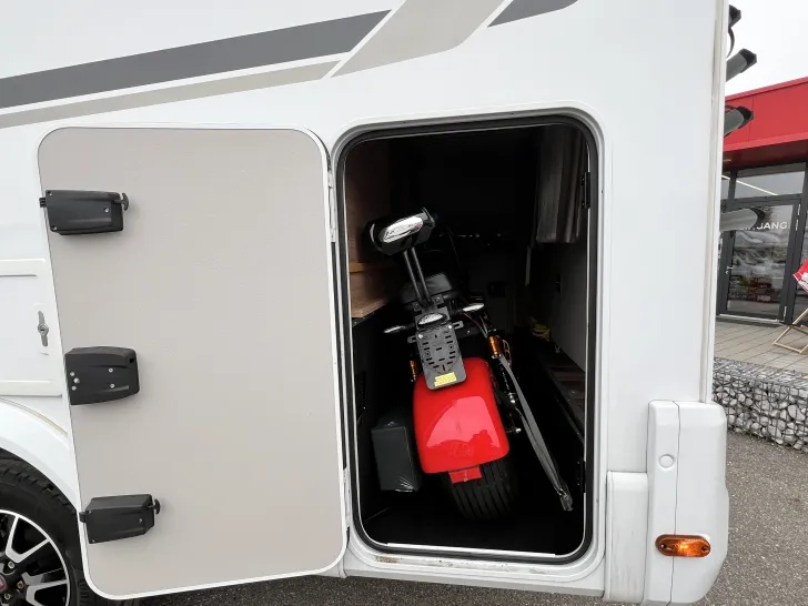 Fahrzeugbild Weinsberg CaraHome 600 DKG AUTOMATIK Vermittlungsverkauf #6