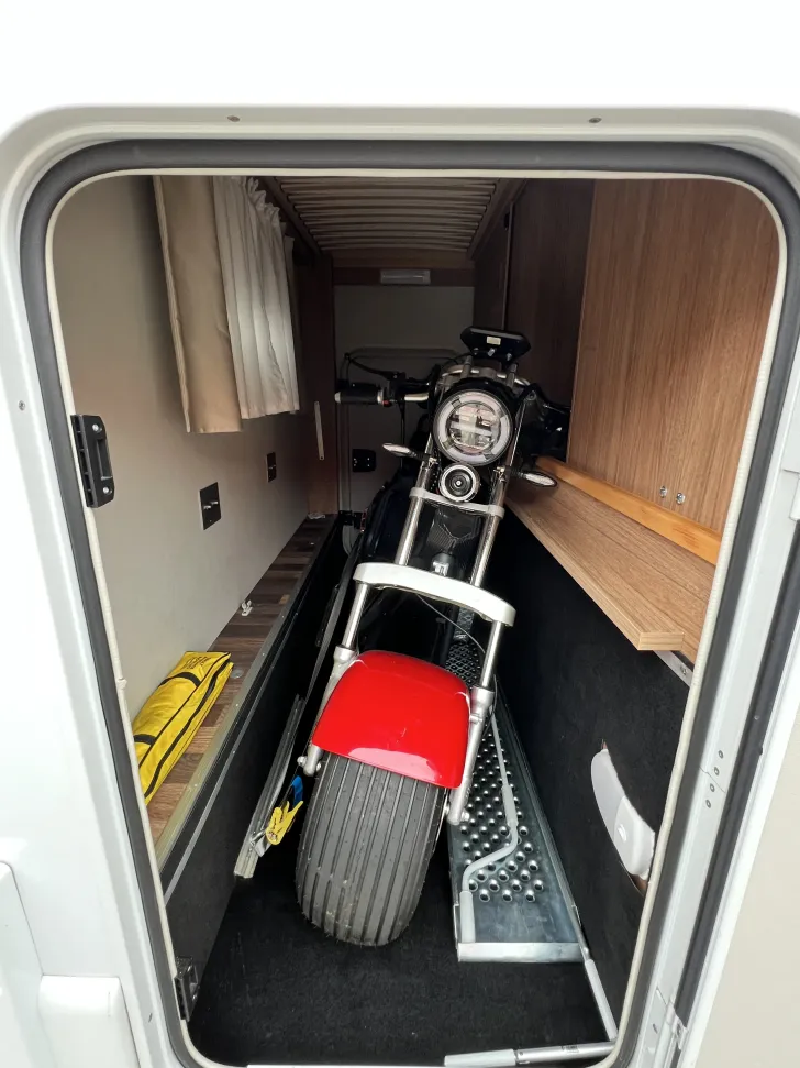 Fahrzeugbild Weinsberg CaraHome 600 DKG AUTOMATIK Vermittlungsverkauf #11