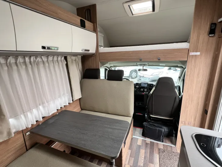 Fahrzeugbild Weinsberg CaraHome 600 DKG AUTOMATIK Vermittlungsverkauf #18