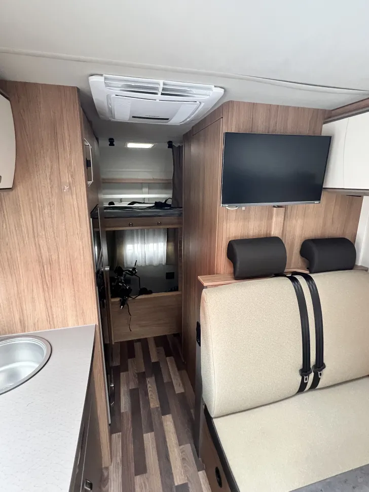 Fahrzeugbild Weinsberg CaraHome 600 DKG AUTOMATIK Vermittlungsverkauf #25