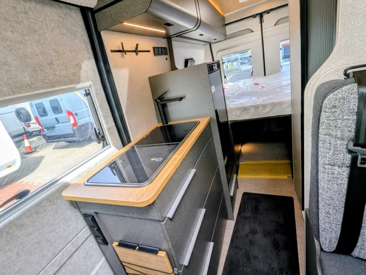 Fahrzeugbild Hymer Camper Van Redwood 601 Ausstattungslinie Trail #9