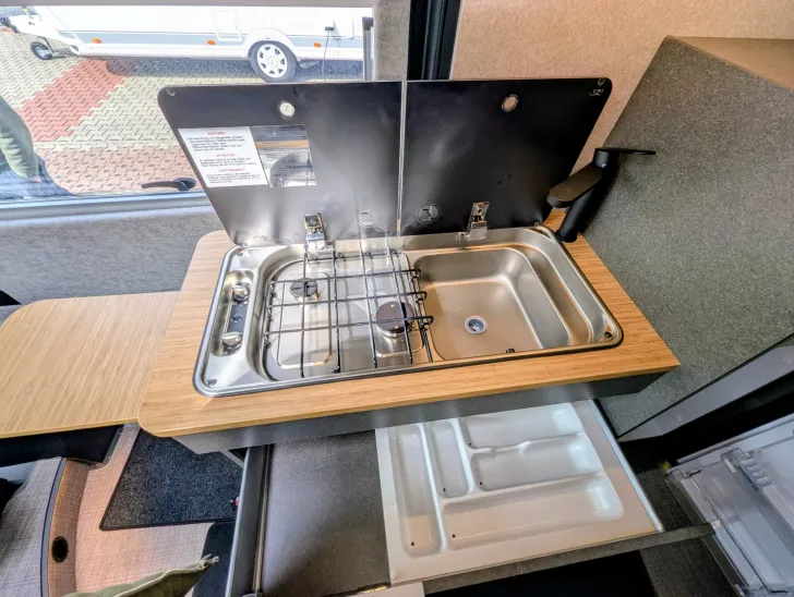 Fahrzeugbild Hymer Camper Van Redwood 601 Ausstattungslinie Trail #11