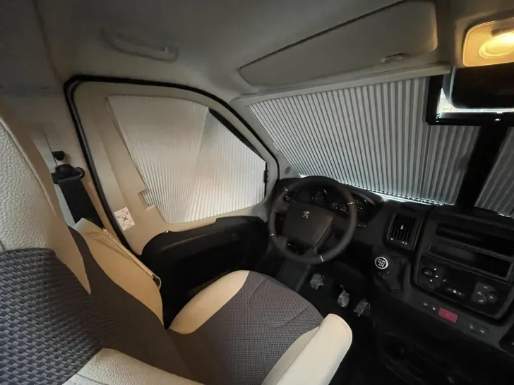 Fahrzeugbild VanTourer 600 D ++NAVI+RFK+SOLAR+LITHIUM++ #10