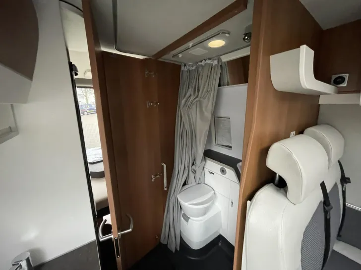 Fahrzeugbild VanTourer 600 D ++NAVI+RFK+SOLAR+LITHIUM++ #19