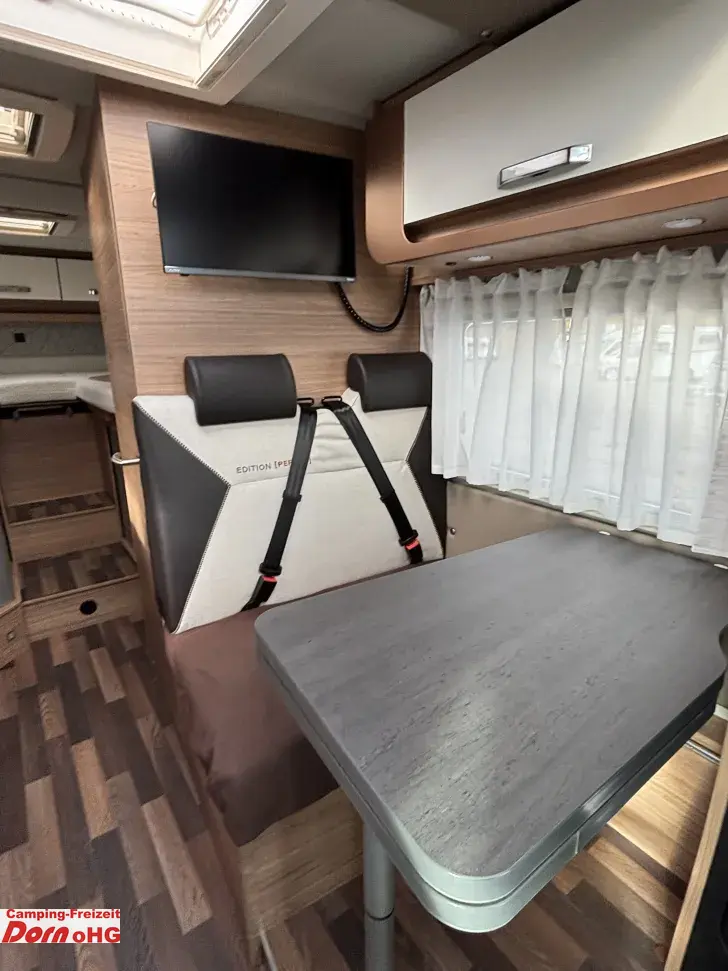 Fahrzeugbild Weinsberg CaraCompact 640 MEG EDITION [PEPPER] Licht&Sicht Paket #11