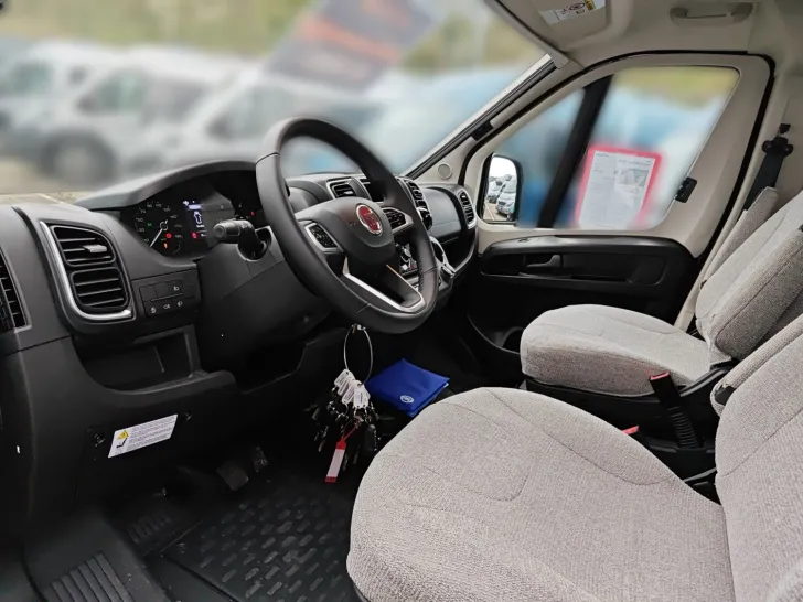 Fahrzeugbild Pössl Trenta 600 Fiat 140 PS !! Sie sparen 17.947,- !! #7
