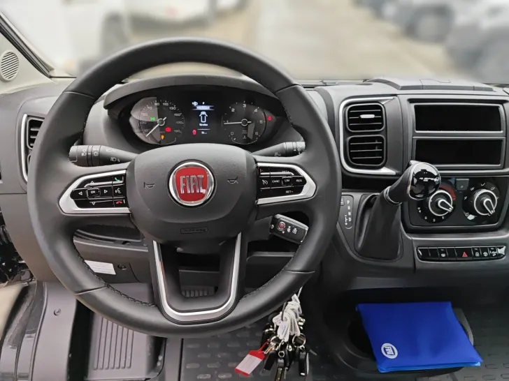Fahrzeugbild Pössl Trenta 600 Fiat 140 PS !! Sie sparen 17.947,- !! #8