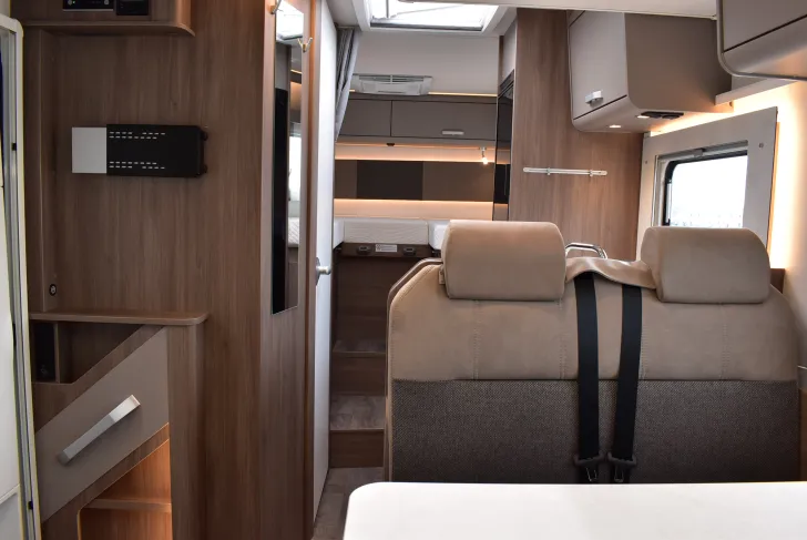 Fahrzeugbild Carado T 328 Hubbett, Klima, Navi, ab Nov. #7