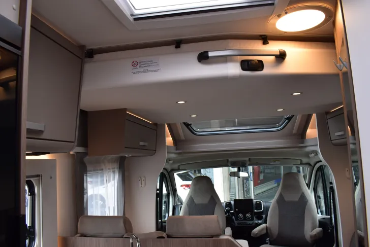 Fahrzeugbild Carado T 328 Hubbett, Klima, Navi, ab Nov. #10