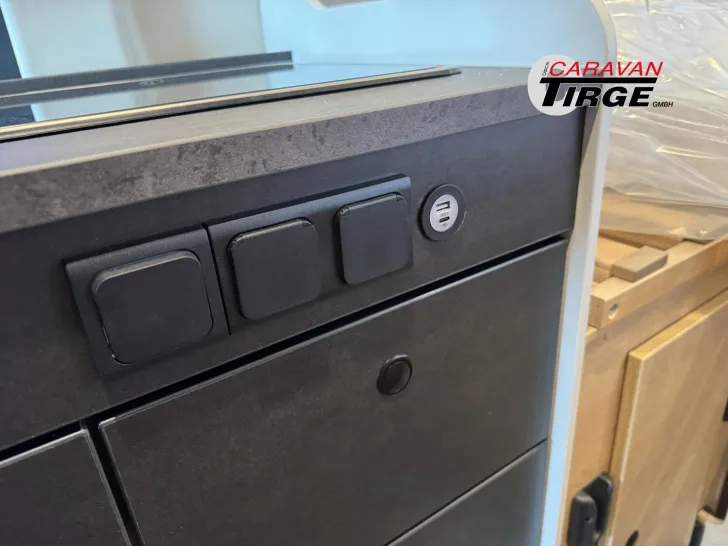 Fahrzeugbild Sunlight Adventure Cliff 602 #17