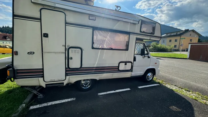 Fahrzeugbild Peugeot J5 2,5 TD sehr gut gepflegt, v #1