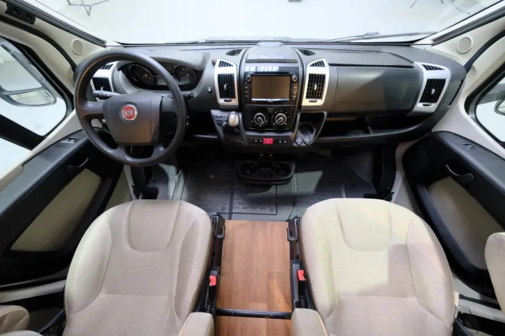 Fahrzeugbild Hymer T 704 SL/Automatik/Einzelbetten/2xKlima/Garage #7