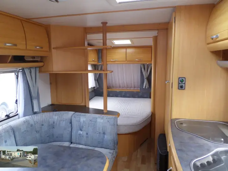 Fahrzeugbild LMC Münsterland 560 MDK Nr. 107 -Etagenb., franz. Bett #4