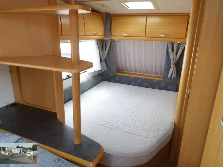 Fahrzeugbild LMC Münsterland 560 MDK Nr. 107 -Etagenb., franz. Bett #18