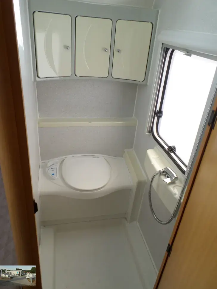 Fahrzeugbild LMC Münsterland 560 MDK Nr. 107 -Etagenb., franz. Bett #20