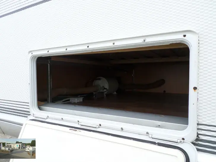 Fahrzeugbild LMC Münsterland 560 MDK Nr. 107 -Etagenb., franz. Bett #26