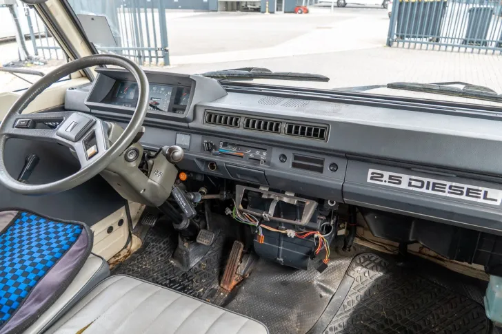 Fahrzeugbild Dethleffs L 300 *Markise*Fahrradträger*SAT*Heizung* #7