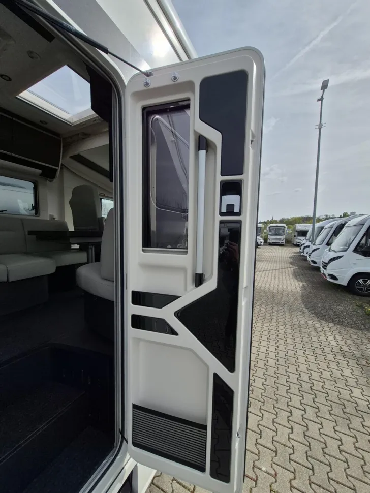 Fahrzeugbild Concorde Carver 790 LI #28