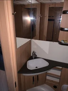 Fahrzeugbild Knaus Südwind 580 EU Silver Selection Sehr gut gepflegt #7