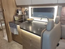 Fahrzeugbild Morelo Palace 91 LBK extra große Küche #6