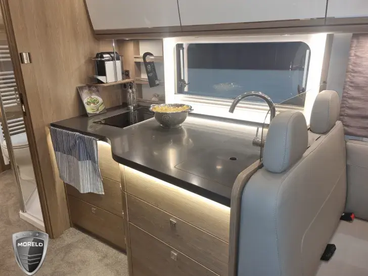 Fahrzeugbild Morelo Palace 91 LBK extra große Küche #6