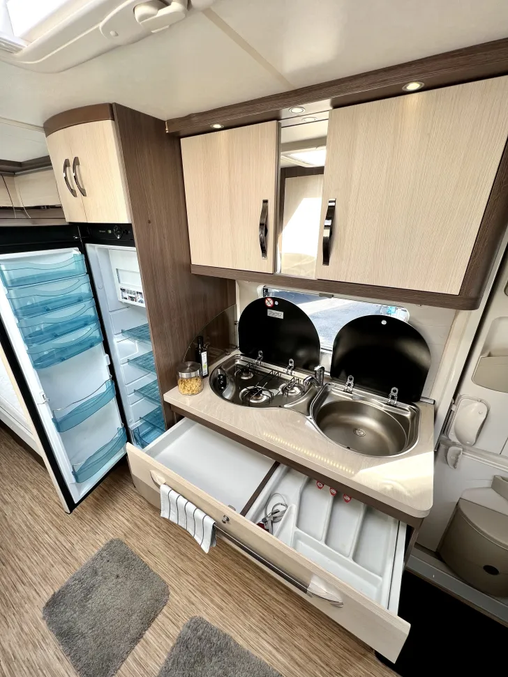 Fahrzeugbild Hobby Prestige 495 UL mit Mover+Markise+Vorzelt #12