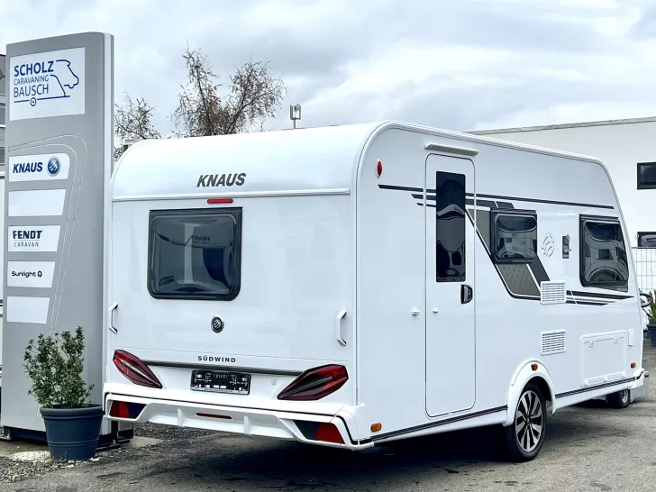 Fahrzeugbild Knaus Südwind 420 QD Black Selection * Modell 2026* #1