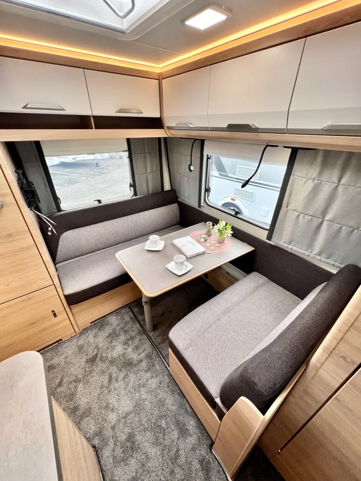 Fahrzeugbild Knaus Südwind 420 QD Black Selection * Modell 2026* #6