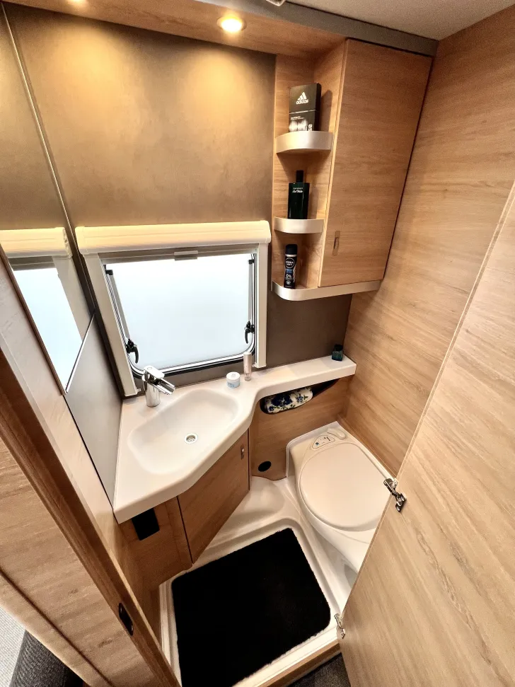 Fahrzeugbild Knaus Südwind 420 QD Black Selection * Modell 2026* #10