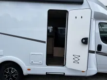 Fahrzeugbild Sunlight T SUB 67 Sub #8