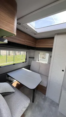 Fahrzeugbild Hymer Eriba Nova 470 #4