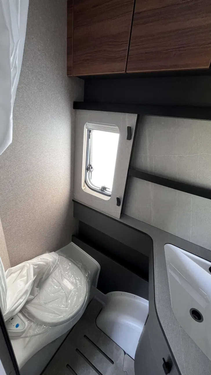 Fahrzeugbild Hymer Eriba Nova 470 #10