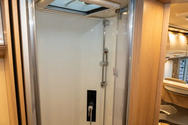 Fahrzeugbild Carthago c-tourer I  149 LE #16