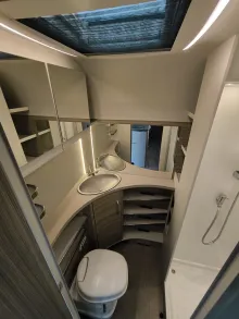 Fahrzeugbild Bürstner Averso HL 560 TK #7