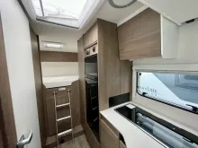 Fahrzeugbild Carado T 334S Hubbett #7