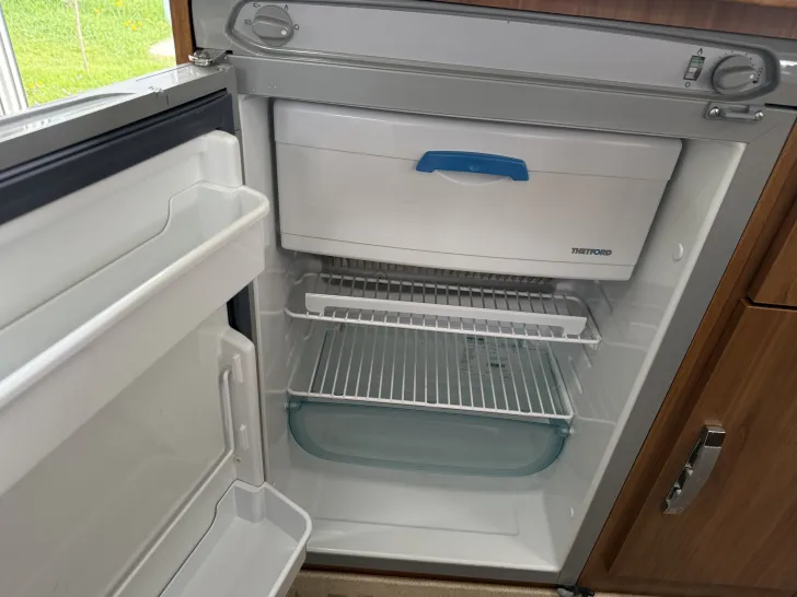 Fahrzeugbild Rimor Katamarano 12P Sehr gut gepflegt #7