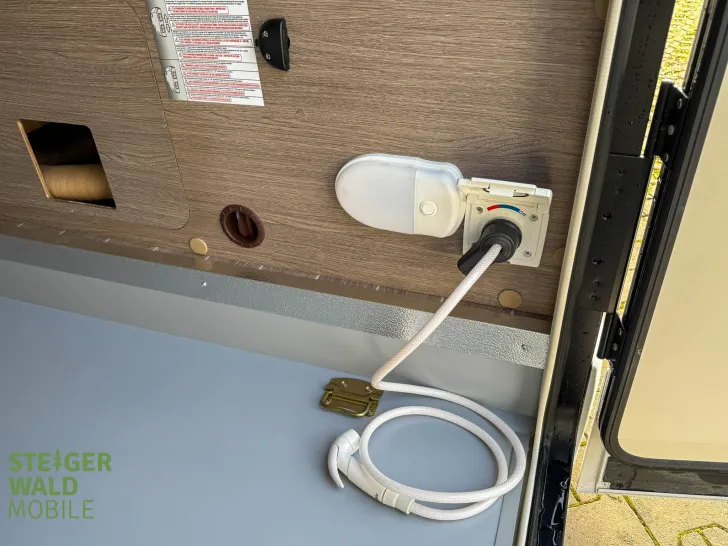 Fahrzeugbild Roller Team Zefiro 266 TL*ACC * LITHIUM*DIESEL HZG #10