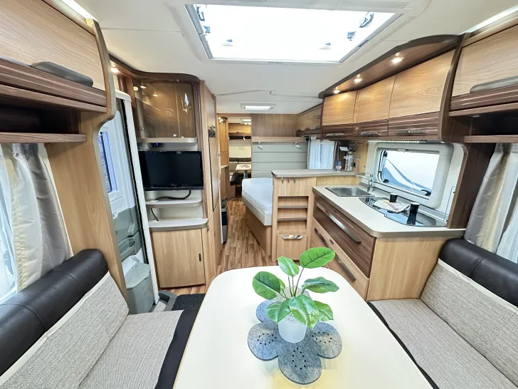 Fahrzeugbild Tabbert Da Vinci 700 KD Rangierhilfe #6