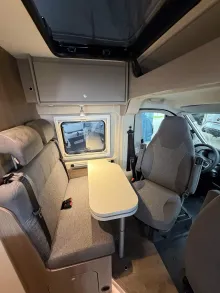 Fahrzeugbild Carado CV 602 pro Längsbetten unter 6 Meter #6