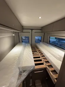 Fahrzeugbild Carado CV 602 pro Längsbetten unter 6 Meter #8