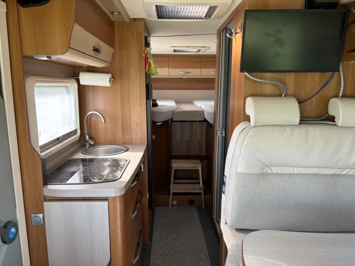 Fahrzeugbild Knaus V-Liner 650MG #6