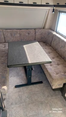 Fahrzeugbild Hobby Classic 400 T Sehr gut erhalten #7