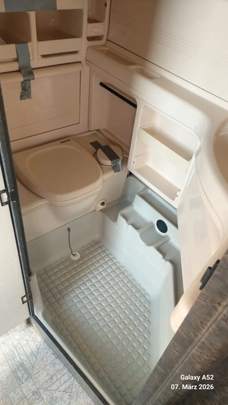 Fahrzeugbild Hobby Classic 400 T Sehr gut erhalten #8