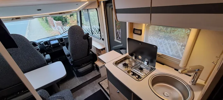 Fahrzeugbild Dethleffs Globebus I 1 AHK Luftfederung Sat #4